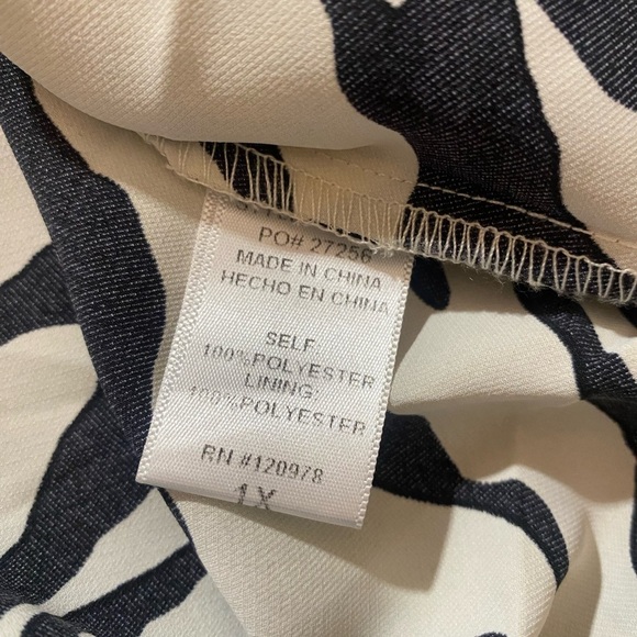 Entro Black and White Zebra Blouse - Picture 8 of 11